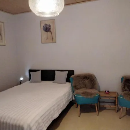 Jehle Sued Nord דירה *